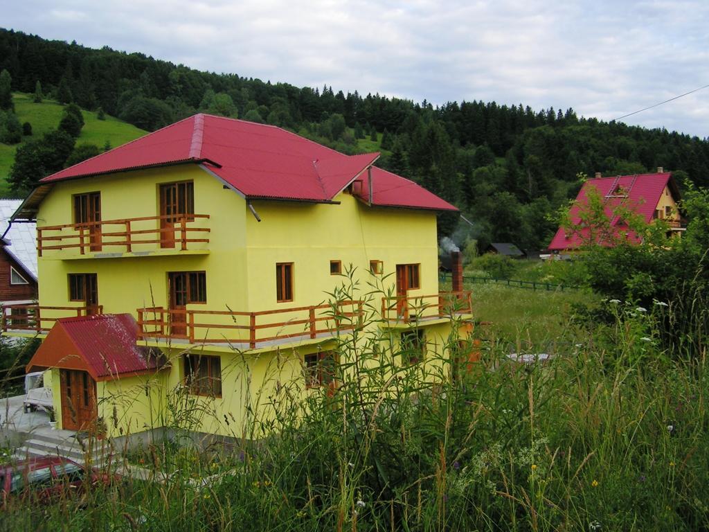 Casa Mora Hotel Sucevita Bagian luar foto